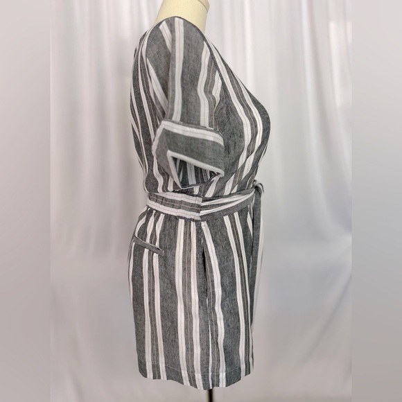 Banana Republic Striped Romper Tie Waist Short Sleeve (705) - Picture 4 of 13